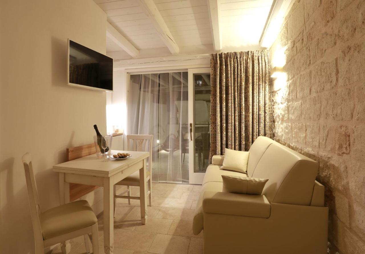 Palazzo Stapane Home Suite 9 - Luxury Living مونوبولي المظهر الخارجي الصورة