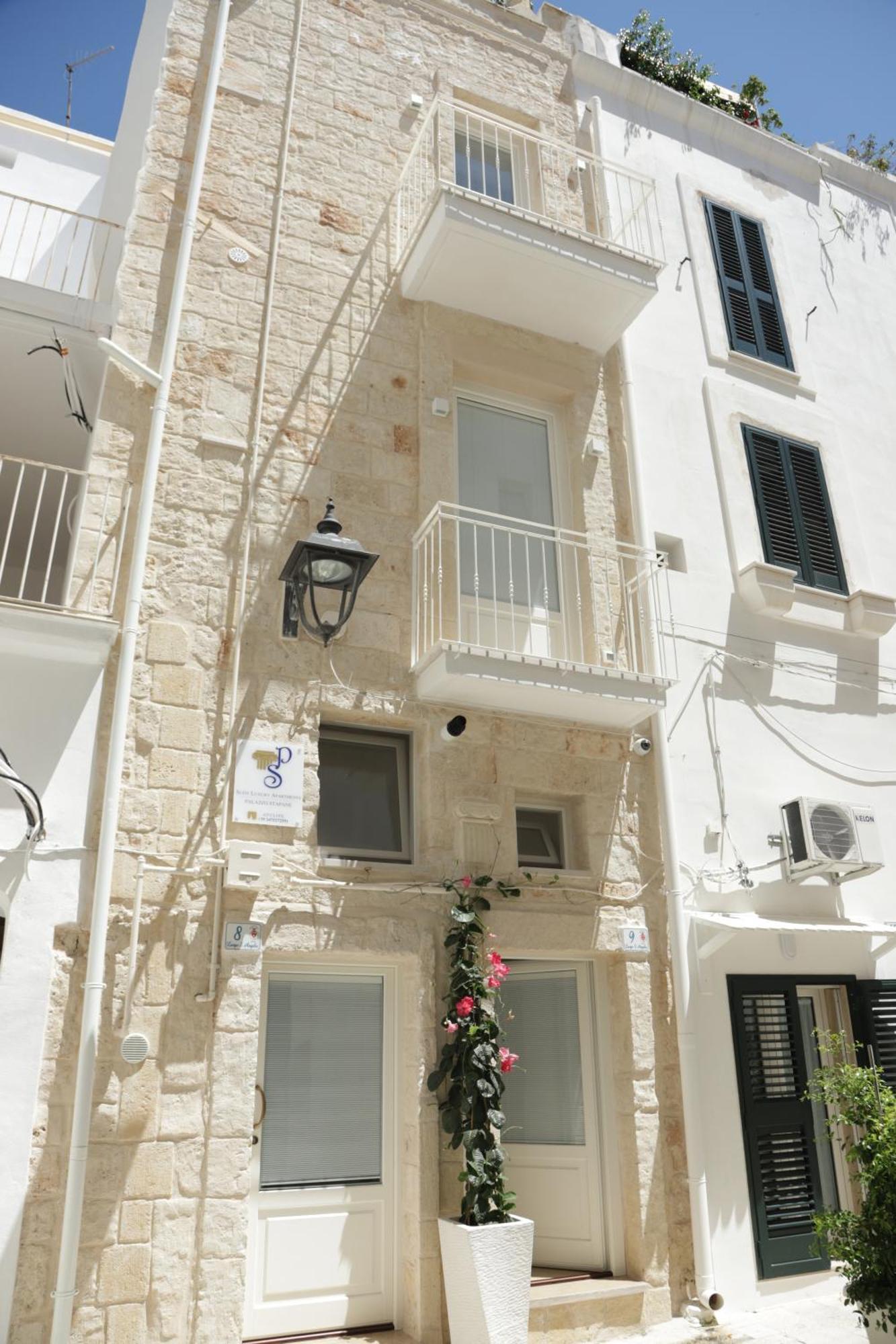 Palazzo Stapane Home Suite 9 - Luxury Living مونوبولي المظهر الخارجي الصورة