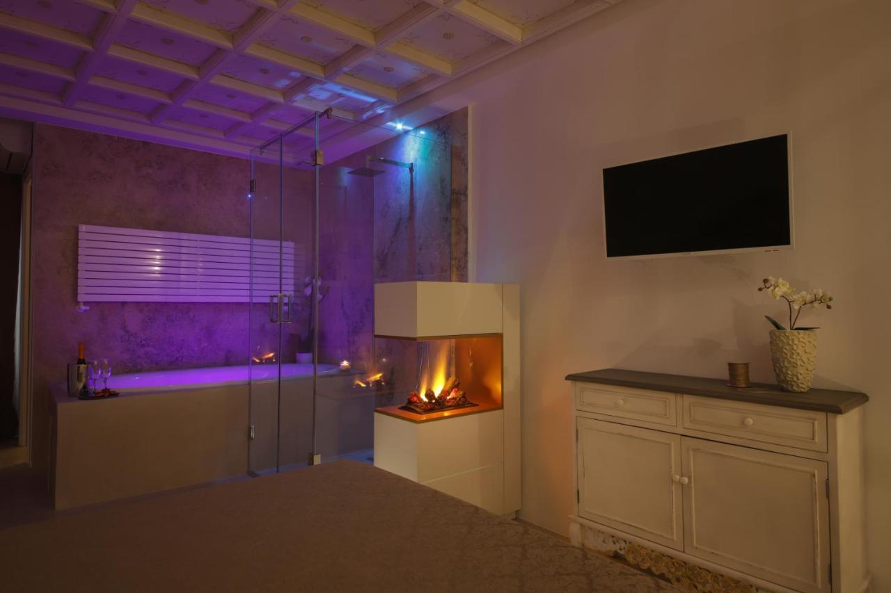 Palazzo Stapane Home Suite 9 - Luxury Living مونوبولي المظهر الخارجي الصورة