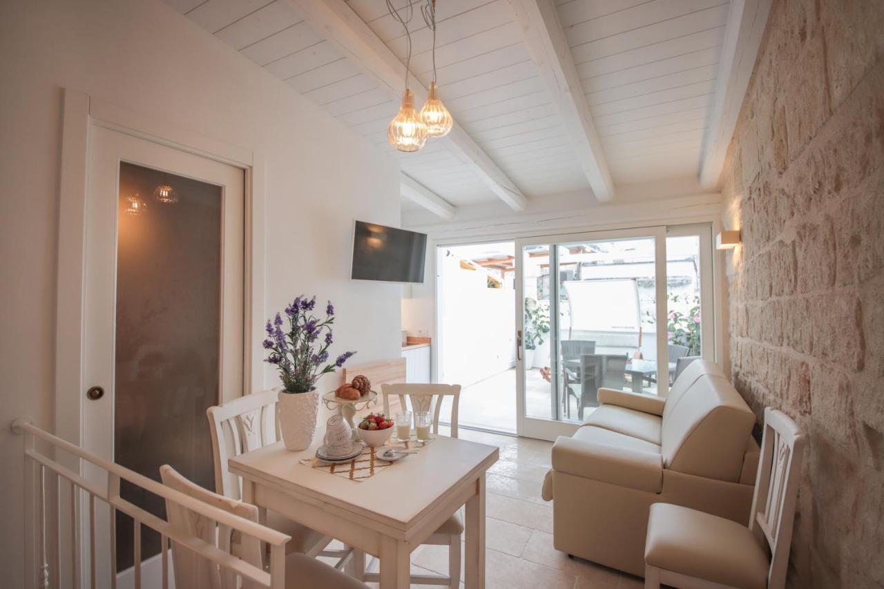 Palazzo Stapane Home Suite 9 - Luxury Living مونوبولي المظهر الخارجي الصورة