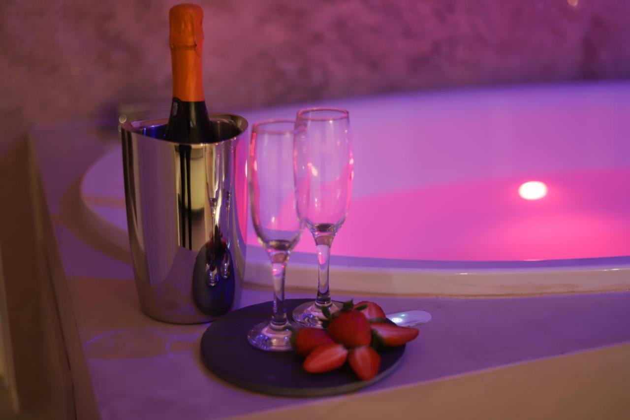 Palazzo Stapane Home Suite 9 - Luxury Living مونوبولي المظهر الخارجي الصورة